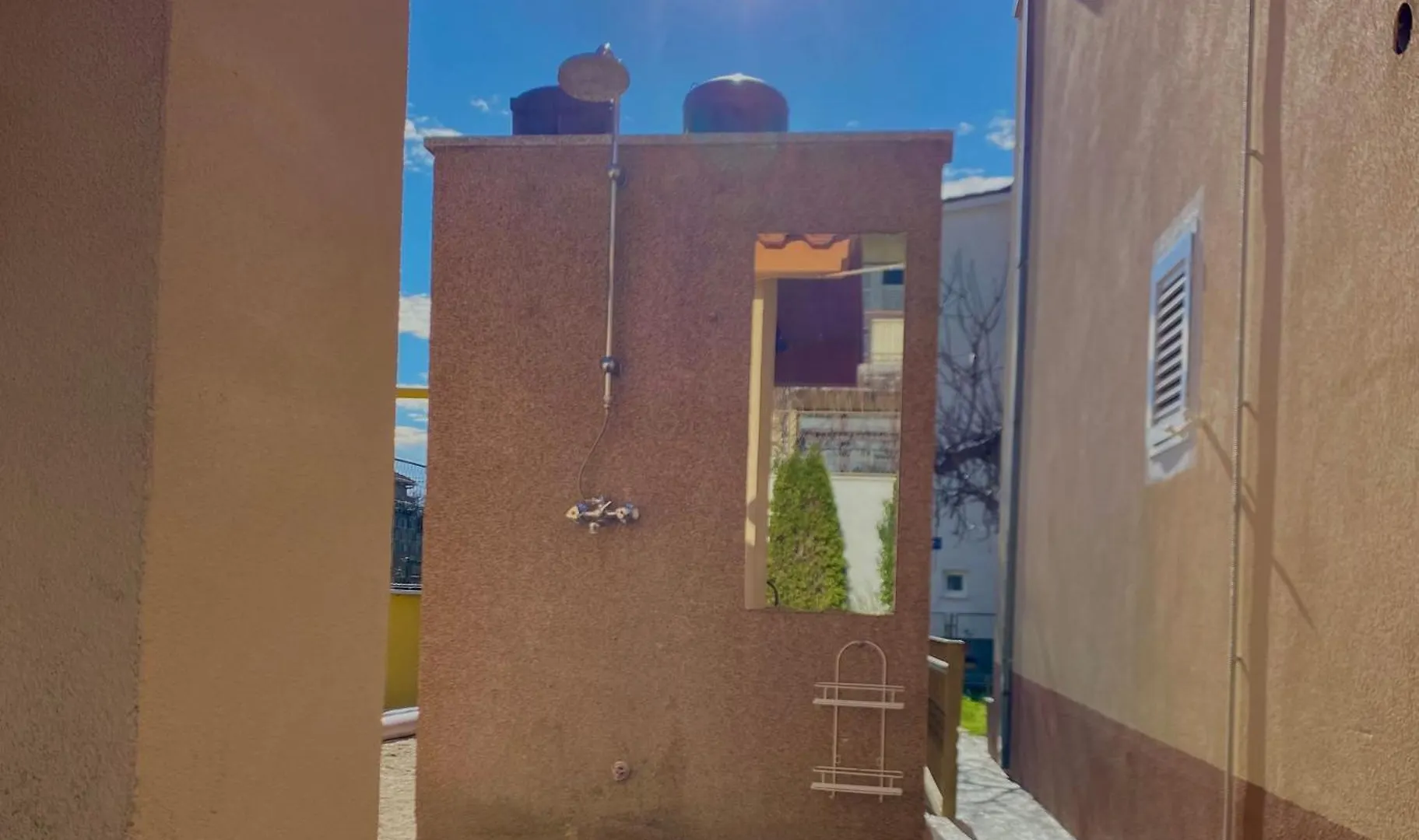 Apartment Darija With Private Pool Kaštela